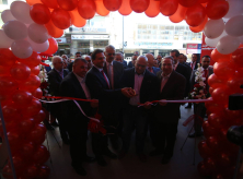 الوطنية موبايل تفتتح معرضها الجديد في مدينة نابلس