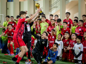 زيارة نادي العاصمة